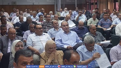 وكيل وزارة الصحة يشدد على سرعة الانتهاء من ميكنة المخازن بالمستشفيات والإدارات الصحية