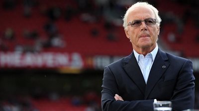 بيكنباور: دفاع مهاجمي ريال مدريد سر فوزه بدوري أبطال أوروبا