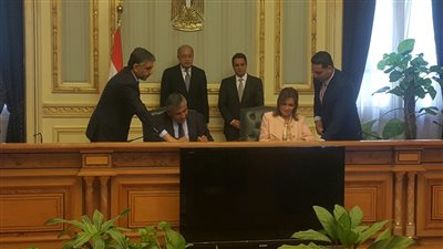 وزيرة التعاون توقع اتفاقية تمويل مع الصندوق الكويتي بقيمة 100 مليون دولار 