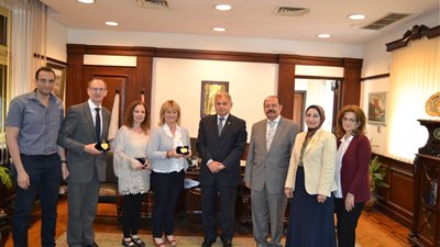 جامعة الإسكندرية تستقبل وفدًا من نظيرتها 