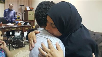 حوار خاص: كيف عاد طفل لوالديه بعد 13 عاما من غيابه في الشرقية (صور)