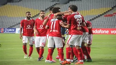 بالفيديو..شوبير : الأهلي تخلى عن حقه في اللعب في القاهرة من أجل مصلحة الدوري