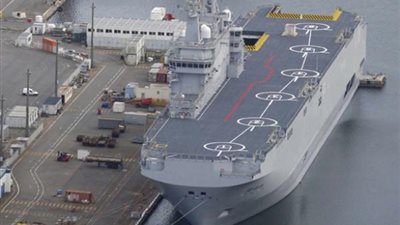 صحيفة فرنسية تعلق على تغيب وزير الدفاع الفرنسي عن حفل تسليم 