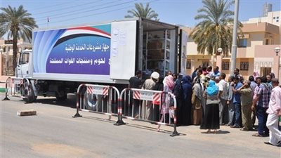 افتتاح منفذ للقوات المسلحة لبيع السلع الرمضانية بأسعار مخفضة في العياط