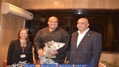 بالصور.. وصول اللاعب المصري العالمي 