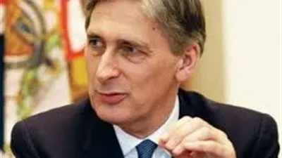 وزير الخارجية البريطاني يزور الصومال في إطار جولته بشرق إفريقيا 