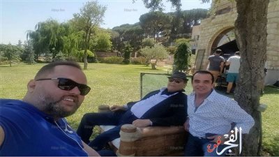 شاهد.. سيلفي محمود عبد العزيز من لبنان عبر 