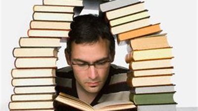 لطلاب الثانوية العامة..  ننشر أهم الأسئلة المتوقعة لامتحان اللغة العربية