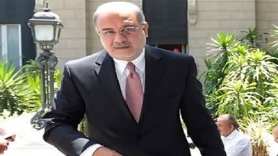 رئيس الوزراء يتفقد معرض 