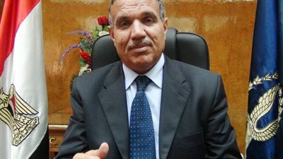 لواء سابق يطالب 