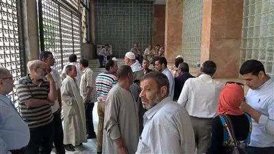 وقفة احتجاجية لعمال 