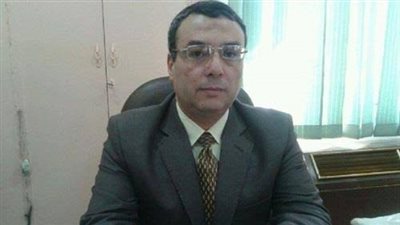 طلاب ثانوي بالمنيا يتهمون رئيس لجنة امتحانات بسحب أوراق الإجابة قبل انتهاء الوقت