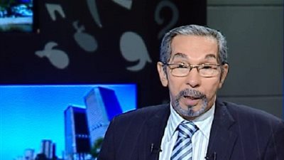 خبير اقتصادي يفجر مفاجأة عن السبب الحقيقي وراء عودة الجنيه الورقي