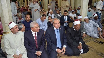 محافظ المنيا يشهد الإحتفال برؤية هلال رمضان  