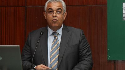 اليوم.. محاكمة وزير الري الأسبق بتهمة إهدار ٣٧ مليار جنيه