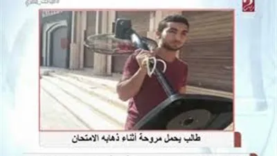 وائل الإبراشي مداعبًا طالب 