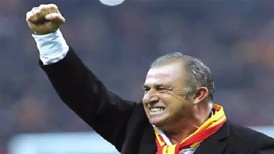 فاتح تيريم يستعد لتدريب الجزائر في تصفيات المونديال