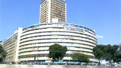 انتداب خبراء لفحص تسجيلات رشوة مستشار وزير الصحة 