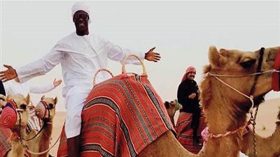 بالوتيلي يقضى إجازته في دبي و يرتدي 