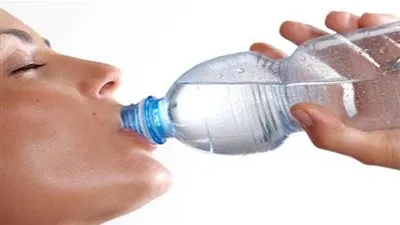 تعرفى على فوائد المياة المعدنية للجسم