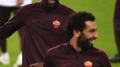 محمد صلاح يوجه رسالة لـ