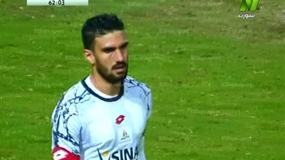 بالفيديو.. تألق غير عادي لمحمد عواد أمام سموحة 