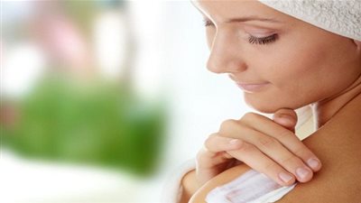 تعرفي على طريقة عمل كريم طبيعي لترطيب الجسم