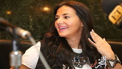 جمهور يوسف الحسيني يهاجم دنيا سمير غانم.. والسبب! 