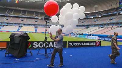  ستاد دو فرانس يستعد لافتتاح يورو 2016 (صور)