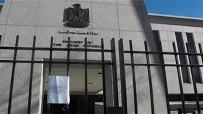 مصر تنجح في تمرير قافلة مساعدات إلى السوريين المحاصرين في الغوطة