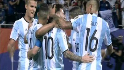 بالفيديو.. ميسي يسجل الهاتريك في شباك بنما 