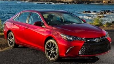 تويوتا كامري 2017 تضيف مزايا وتجهيزات جديدة بنفس السعر