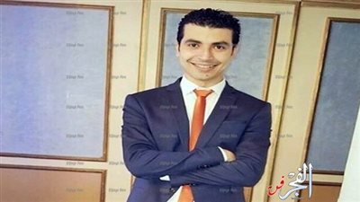 محمد أنور يسخر من 