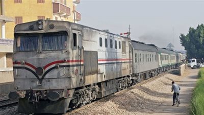 صيحات الأهالي تمنع تصادم قطارين بكفر الشيخ 