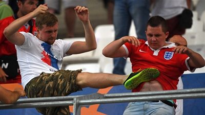 عقوبات على روسيا بسبب عنف مشجعيها فى 