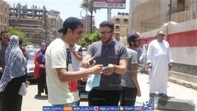 إغماءات وبكاء بين طلاب الثانوية العامة بالدقهلية لصعوبة امتحان الفيزياء (صور)