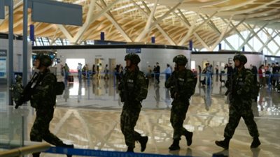أربعة جرحى إثر انفجار عبوة ناسفة في مطار شنجهاي الدولي