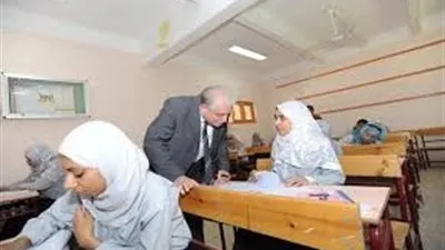 إصابة طالبة بصدمة عصبية وجلطة بسبب امتحان الفيزياء بالدقهلية