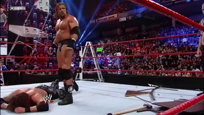 من أرشيف يوتيوب .. تربل إتش يتحدى كيفن ناش 