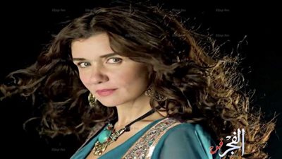 غادة عادل تستعين بمحمد فراج لهذا السبب!