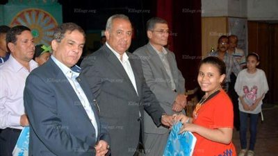 محافظ الشرقية يفتتح معرض للفنون التشكيلية بقصر ثقافة الزقازيق (صور)