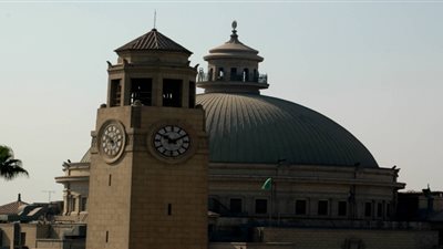 طالبة مصرية تتأهل للمستوى النهائى من مسابقة دولية بإنجلترا