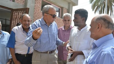 الهجان: سنقضي على مشكلة انقطاع المياه بقنا من خلال إنشاء محطات جديدة (صور)