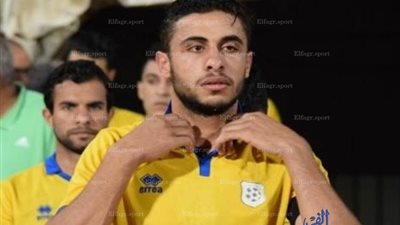 صوتيا.. مدفعجي الإسماعيلي: بأمارة حسني عبد ربه ألعب للأهلي.. الإسماعيلية 