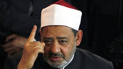 شيخ الأزهر: الولاء لجماعة على حساب الوطن 