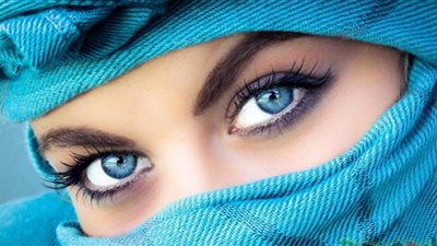 احصل على عيون زرقاء للأبد طبيعيا وبدون عدسات