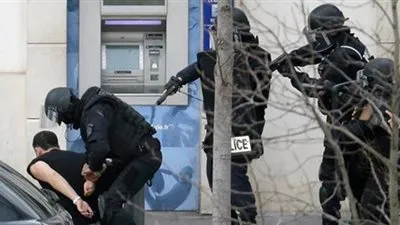  بلجيكا: اعتقال 12 شخصاً يشتبه تخطيطهم لهجمات إرهابية