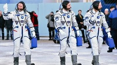 ناسا: هبوط كبسولة تقل ثلاثة رواد فضاء في قازاخستان