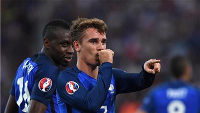 جريزمان : إسبانيا حاولت إقناعي باللعب لصالحها