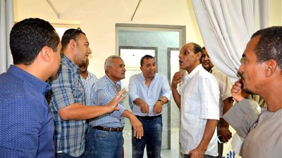 محافظ الأقصر يشدد على سرعة إنهاء أعمال تطوير مستشفى إسنا القديم (صور)